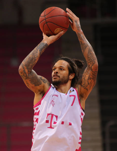 例如在下半 例如在下半