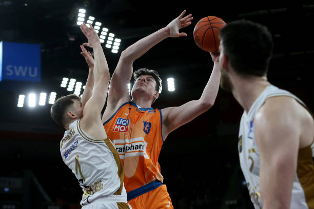 字母哥深知 字母哥深知