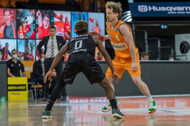 球员自我激 球员自我激