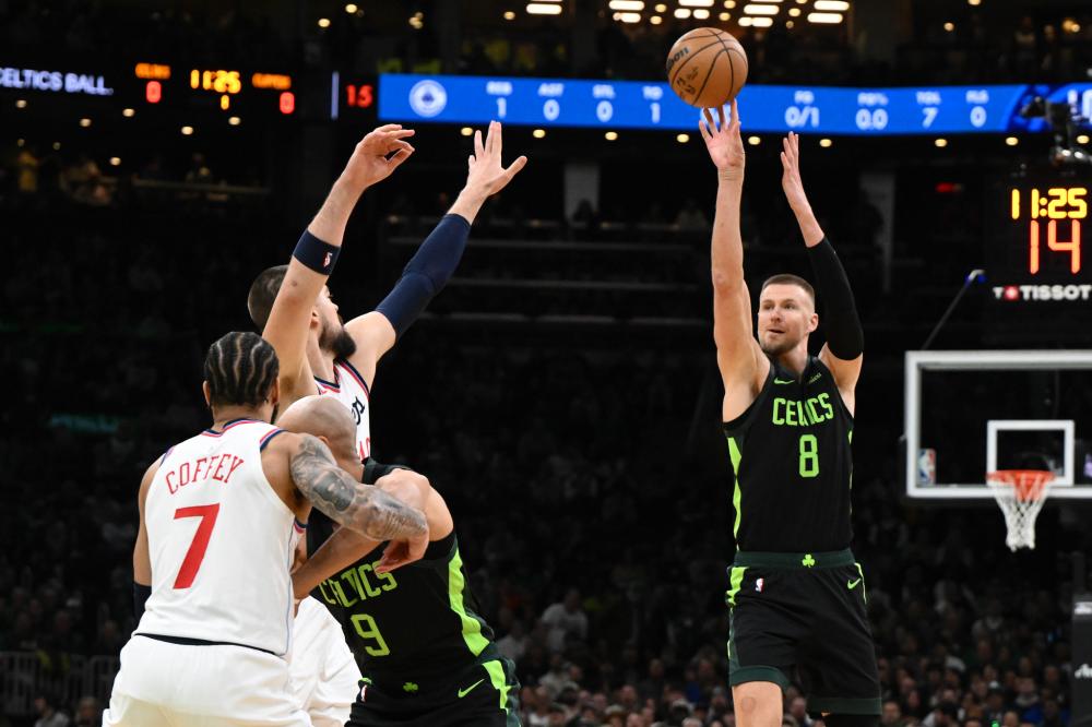 其中7次射 其中7次射