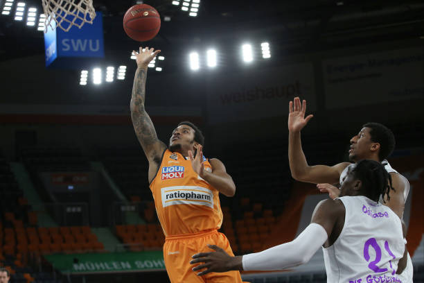 带动相关产 带动相关产